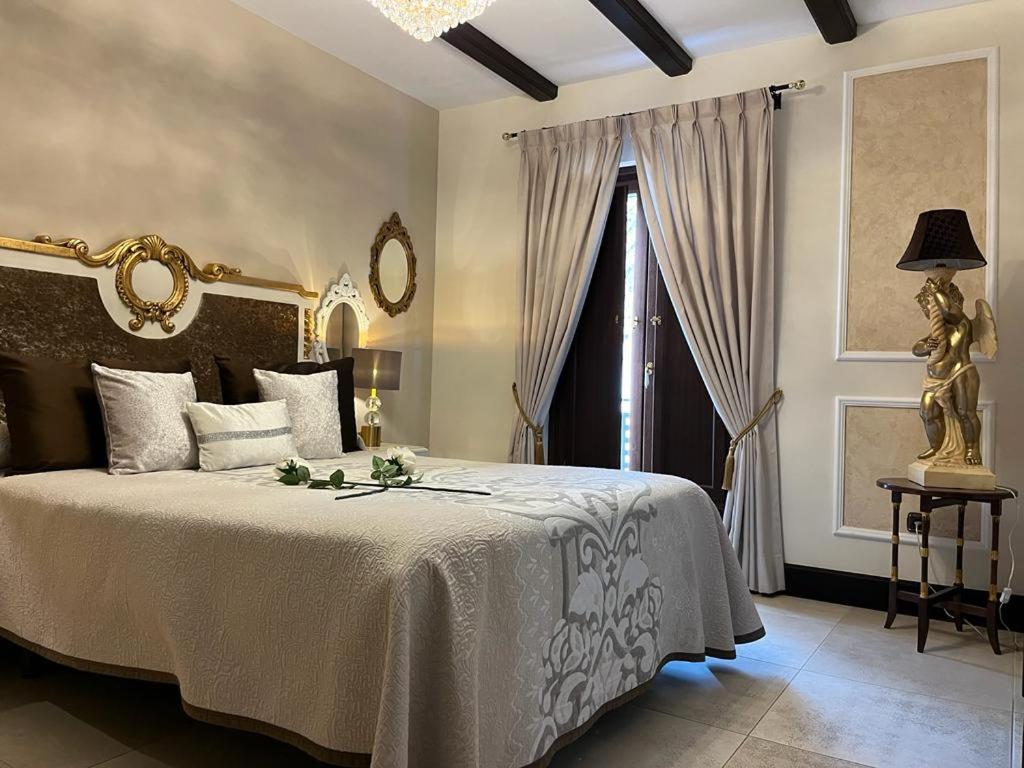 Hotel Boutique Casa Veracruz Estepona Rom bilde